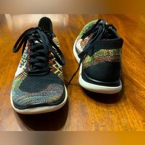 Nike Free 4.0 Flyknit. Size 7. Used. Great condition.